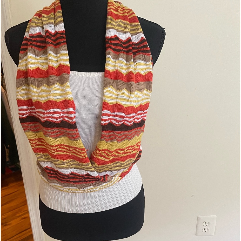 Hot tank top for women - Picture 4 of 13